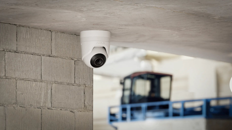 64927.197.WH1 : TurretCam (8 Mp/2.8 mm) Ultra HD AI-Powered IP Surveillance Camera